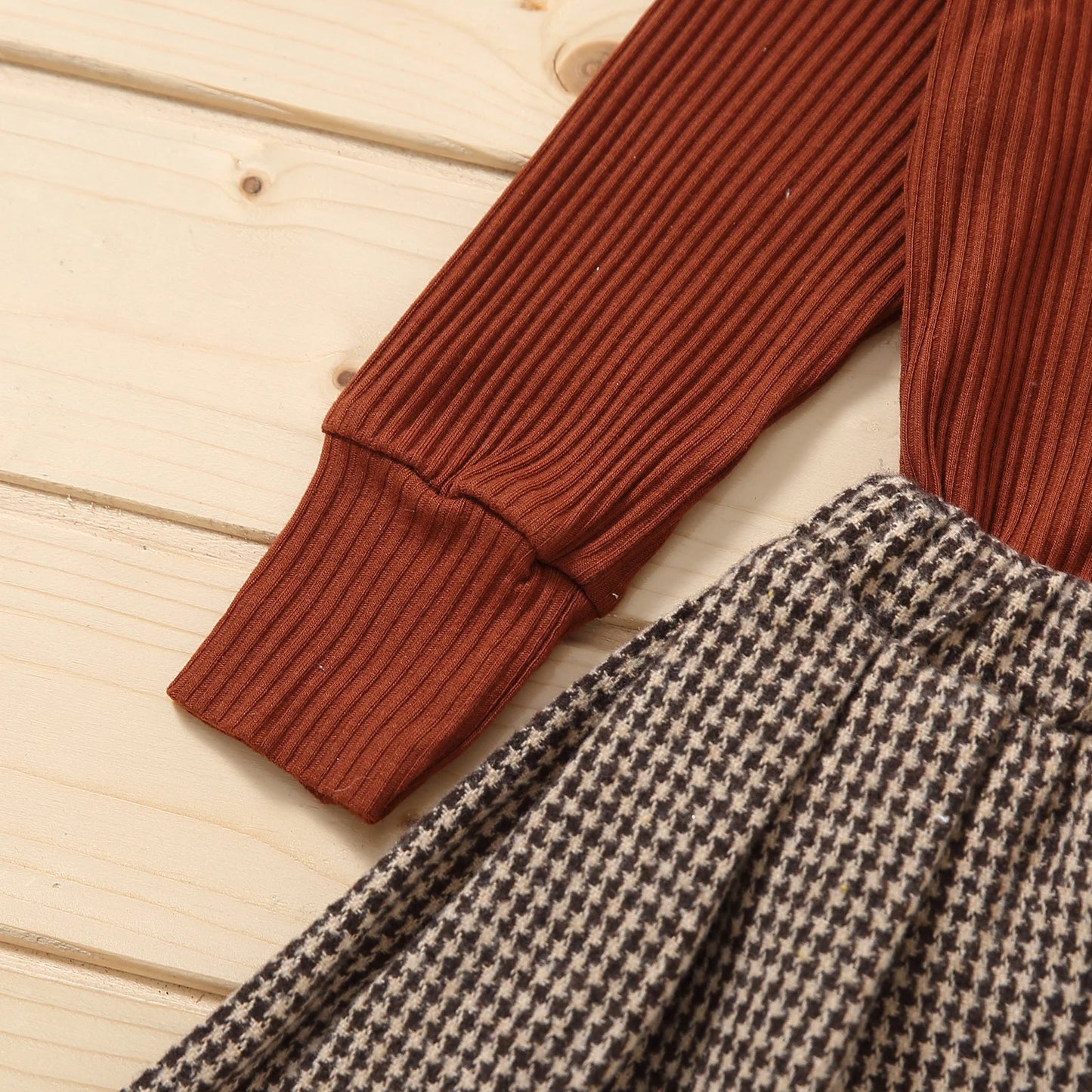 Toddler Baby Girls Casual 2Pcs Clothes Set Solid Turtleneck Knitwear Pleated Skirt Khaki/ White/ Red/ Brown