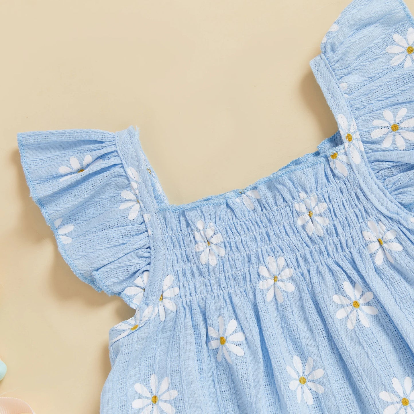 Baby Girl Daisy Outfit Smocked Flying Sleeve Babydoll Tops Elastic Waist Ruffle Shorts Cute Summer Clothes 2Pcs Set